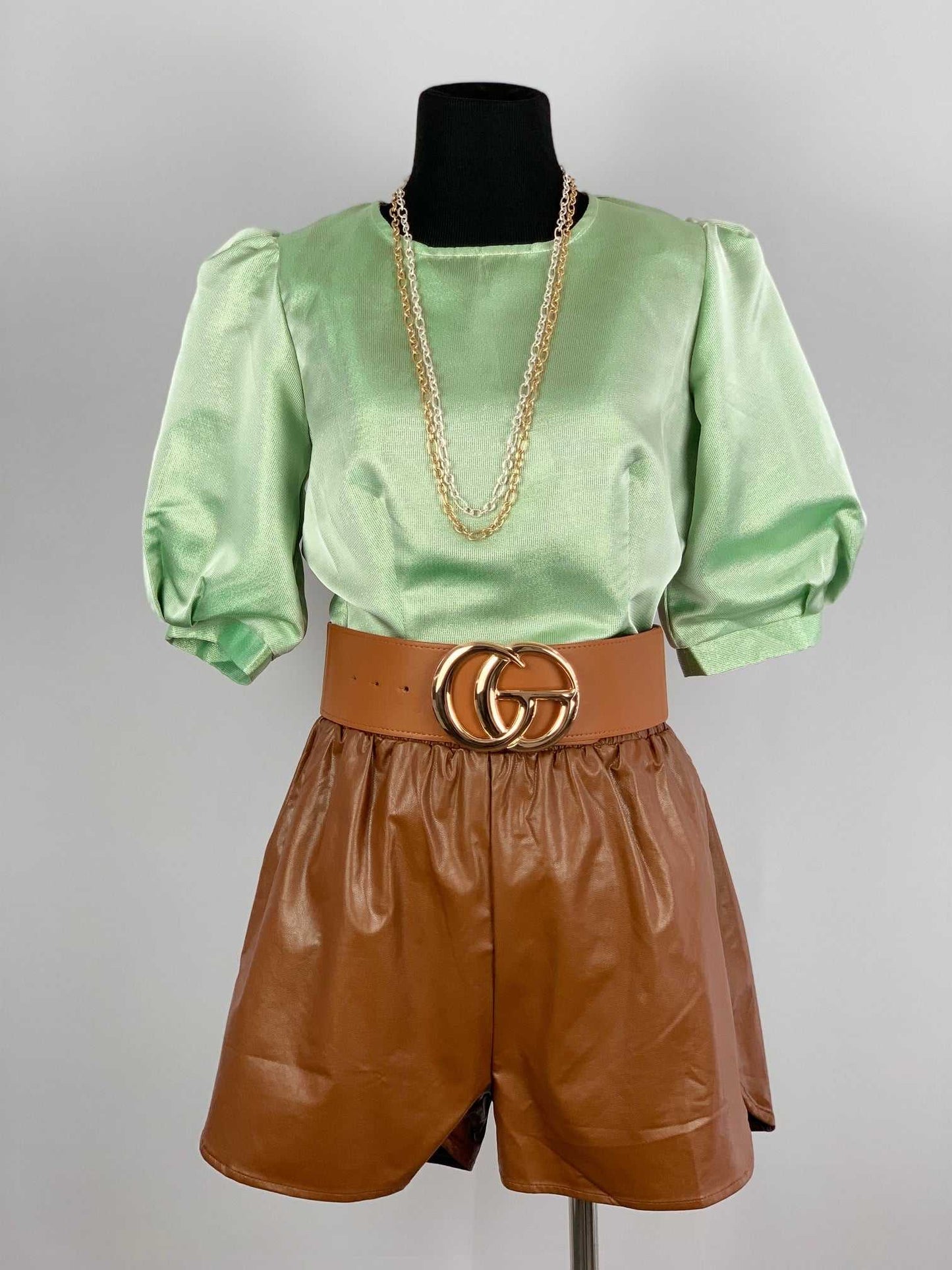Faux leather short
