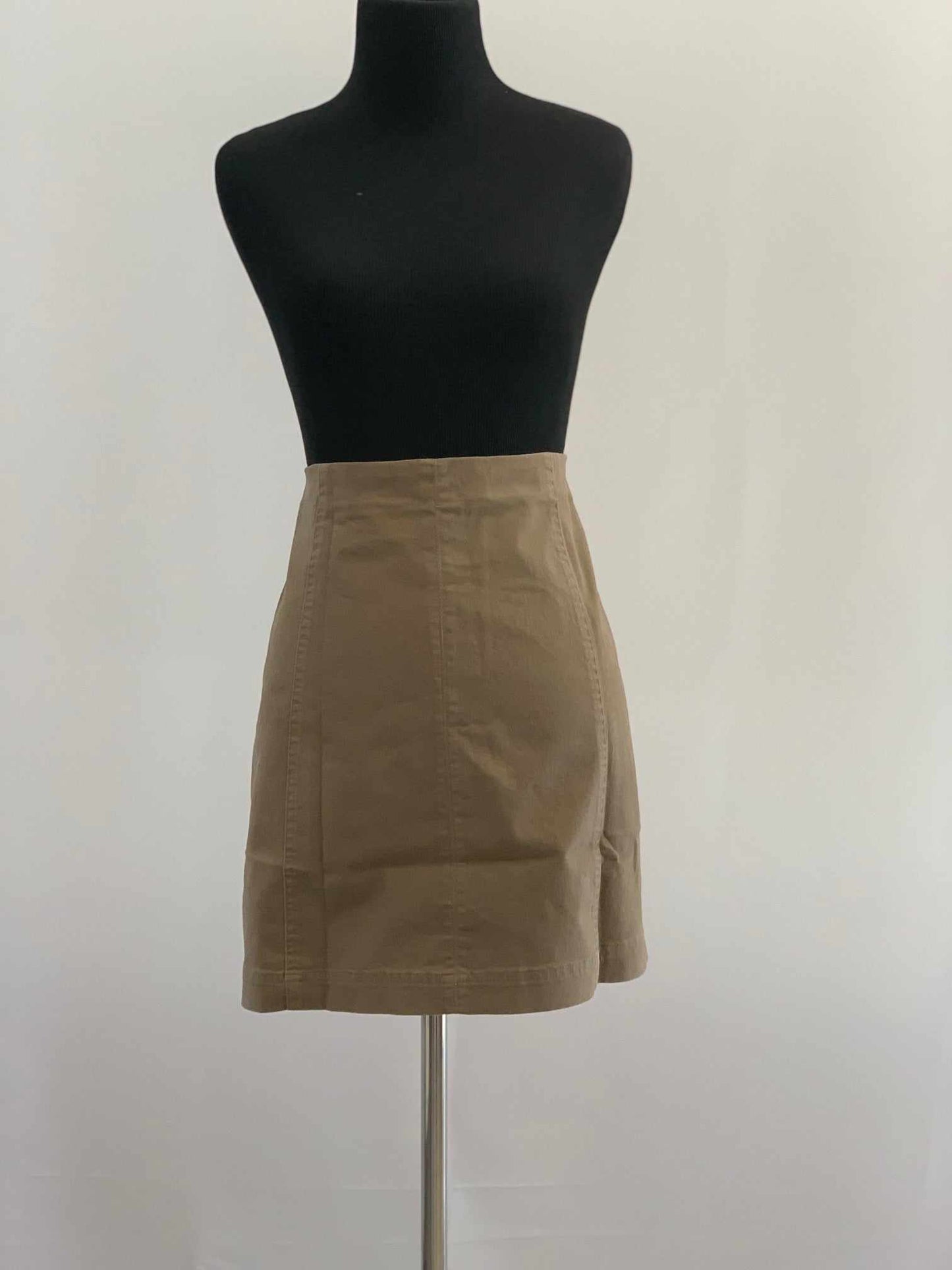 High waisted skirt