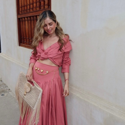 cartera sobre con flecos