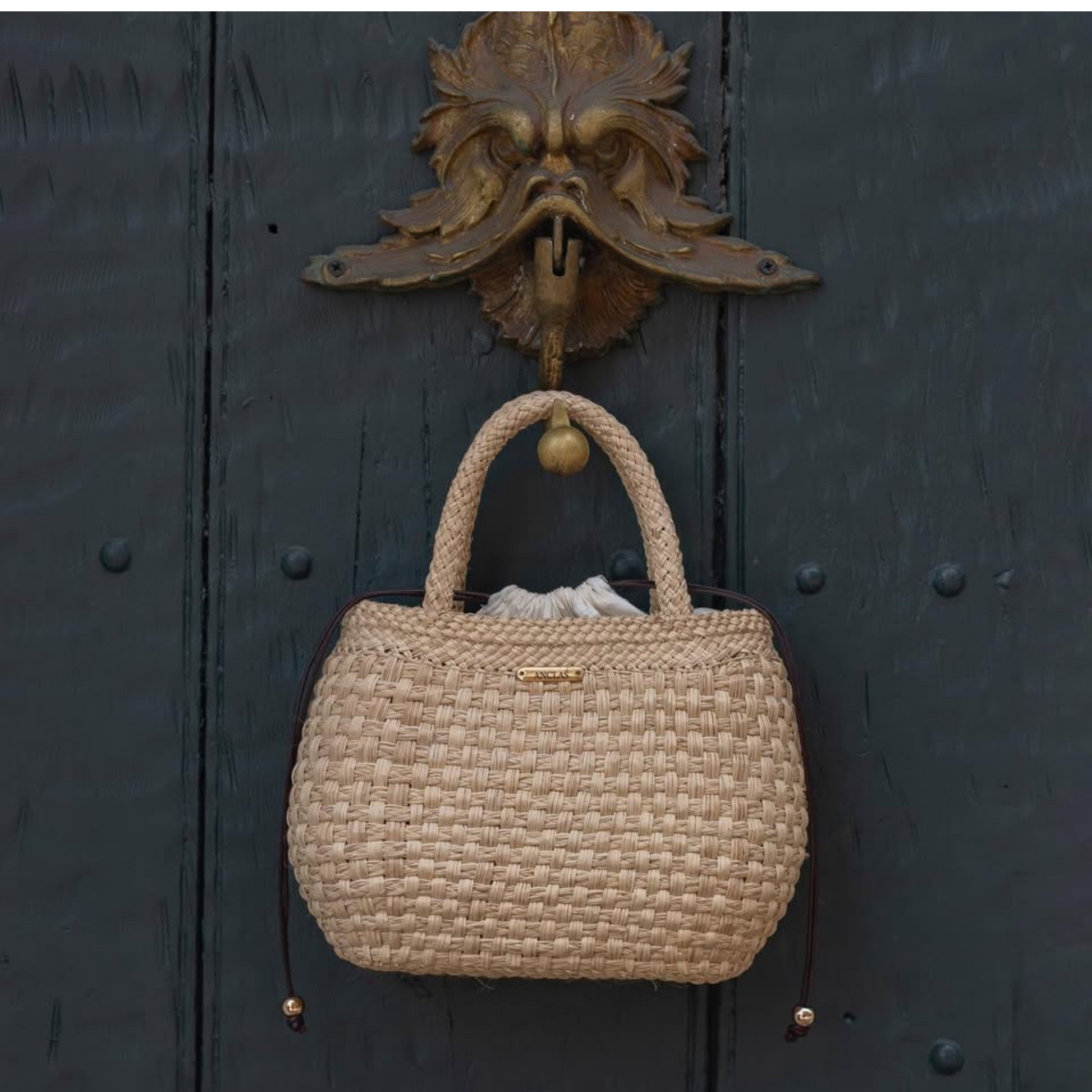 Mini basket