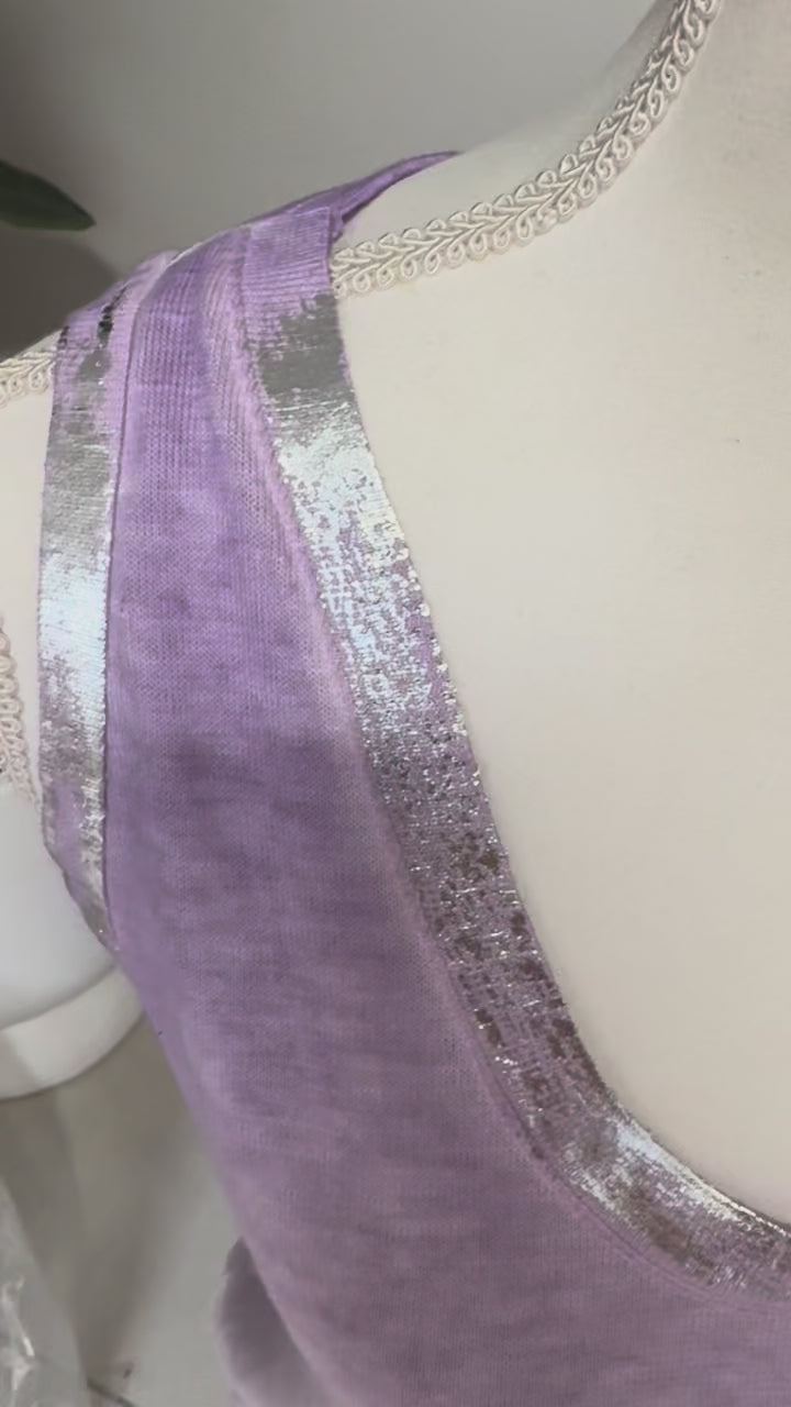 sleeveless hand painted shirt
